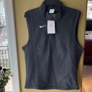 NWT Nike Gray Fleece Sleeveless Fleece Vest with White Swoosh